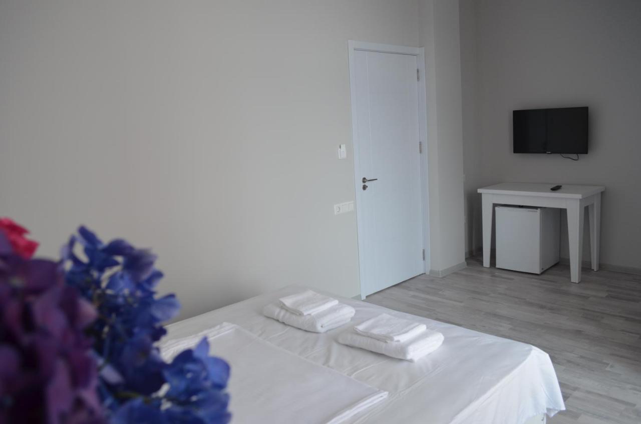 Guest House Madonna Kobuleti Exteriér fotografie