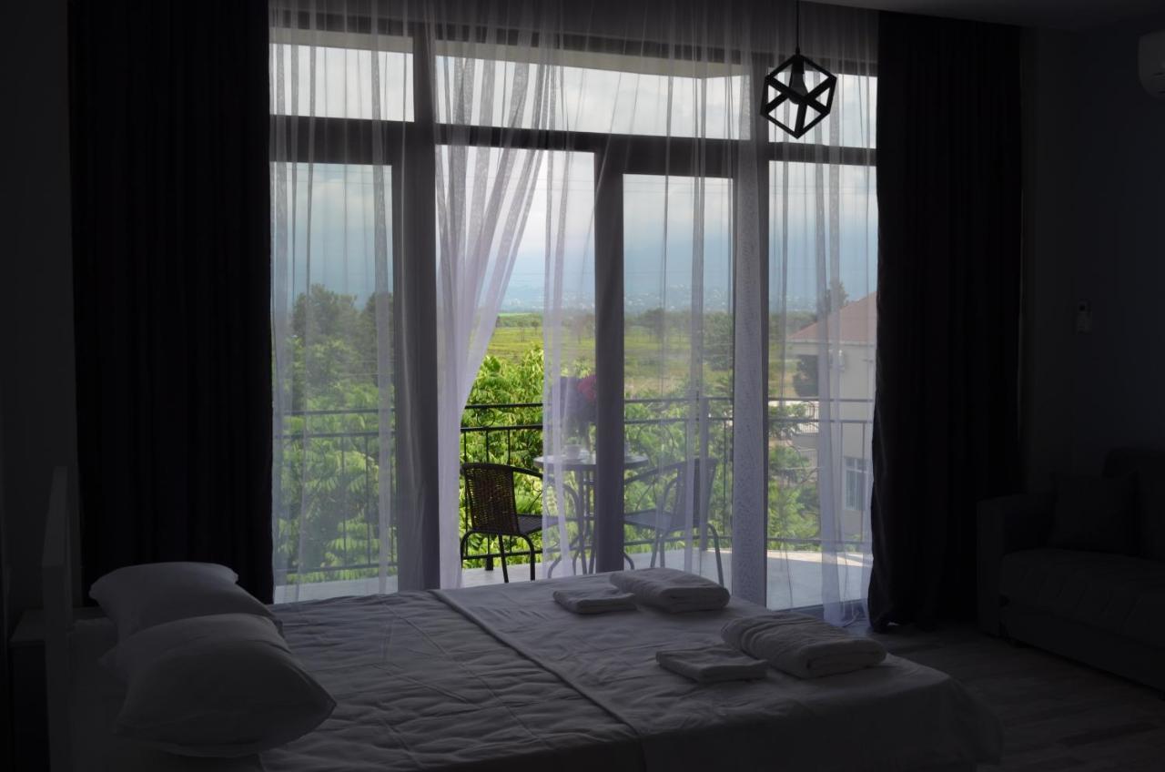 Guest House Madonna Kobuleti Exteriér fotografie