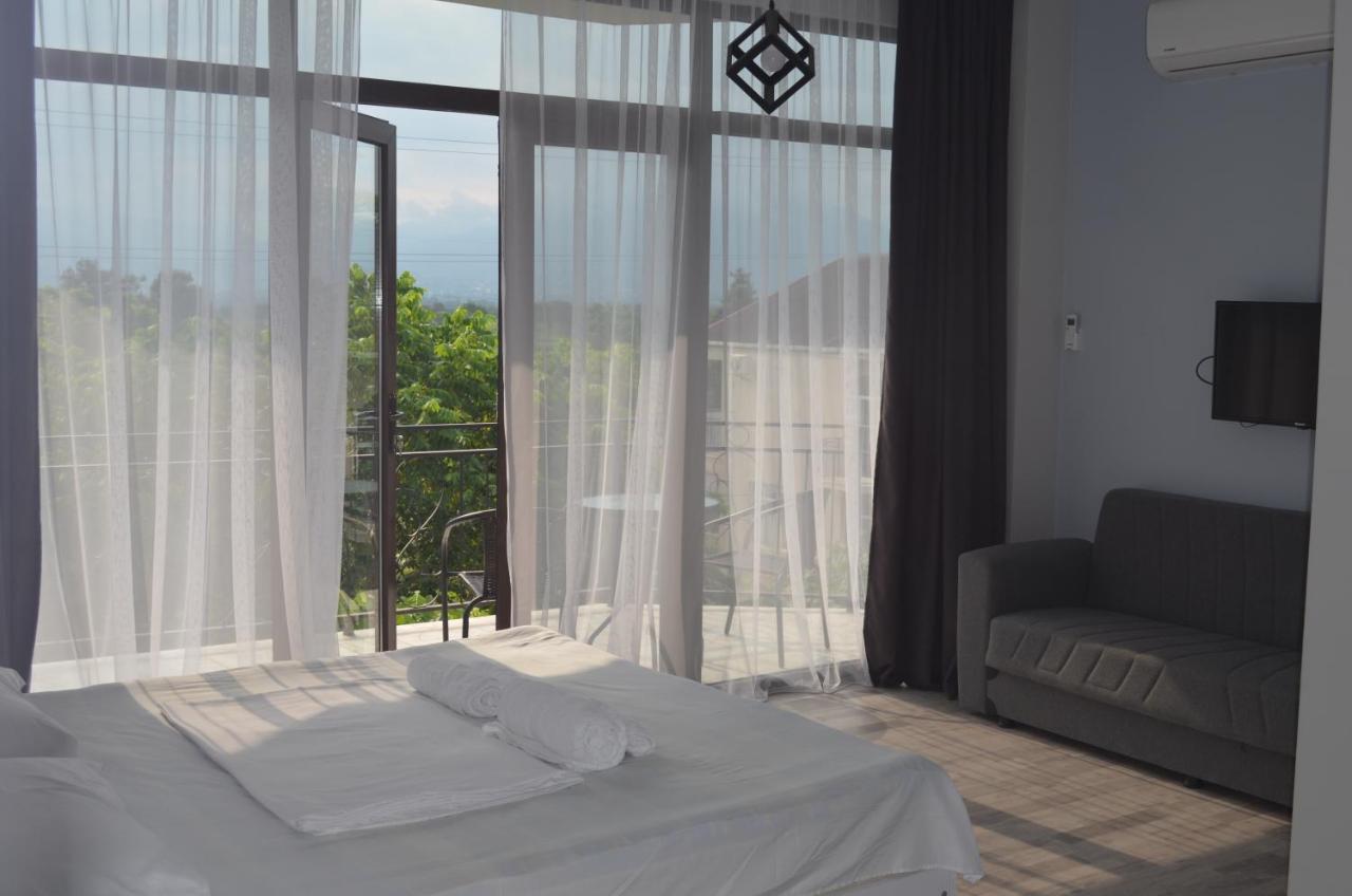 Guest House Madonna Kobuleti Exteriér fotografie